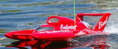 Acme BUDWEISER FIBREGLASS NITRO RADIO CONTROLLED BOAT 21 Enigine version