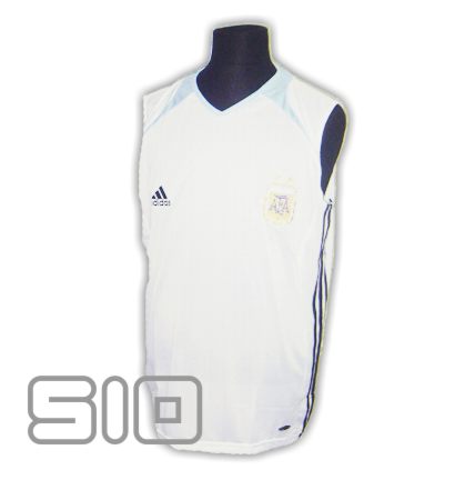 Argentina Sleeveless Top - white 04/05