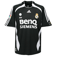 Adidas Real Madrid Away Shirt - 2006/07 with V