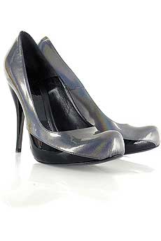 Iridescent leather pumps