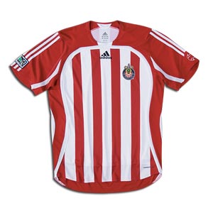 Adidas CD Chivas home 06/07