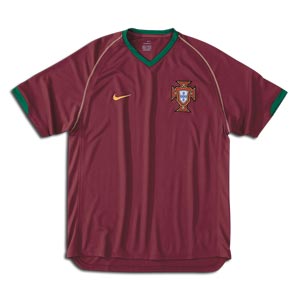 Nike Portugal home 06/07