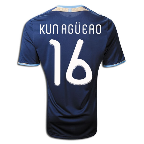 Argentina Adidas 2011-12 Argentina Away Shirt (Kun Aguero 16)