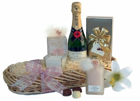 Arran Aromatics Luxury Lili Gift Basket