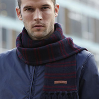 Villa Skinny Fashion Scarf - Navy/Claret.