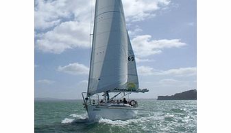 Auckland Harbour Sailing Cruise with Picnic