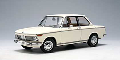 AUTOart BMW 1600-2 in White