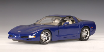 AUTOart Chevrolet Corvette Commemorative Edition 2004 Blue