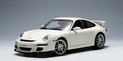 AUTOart Porsche 997 GT3 in White