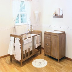 Baby Style Calgary 4 Piece Furniture set. Free Mattress