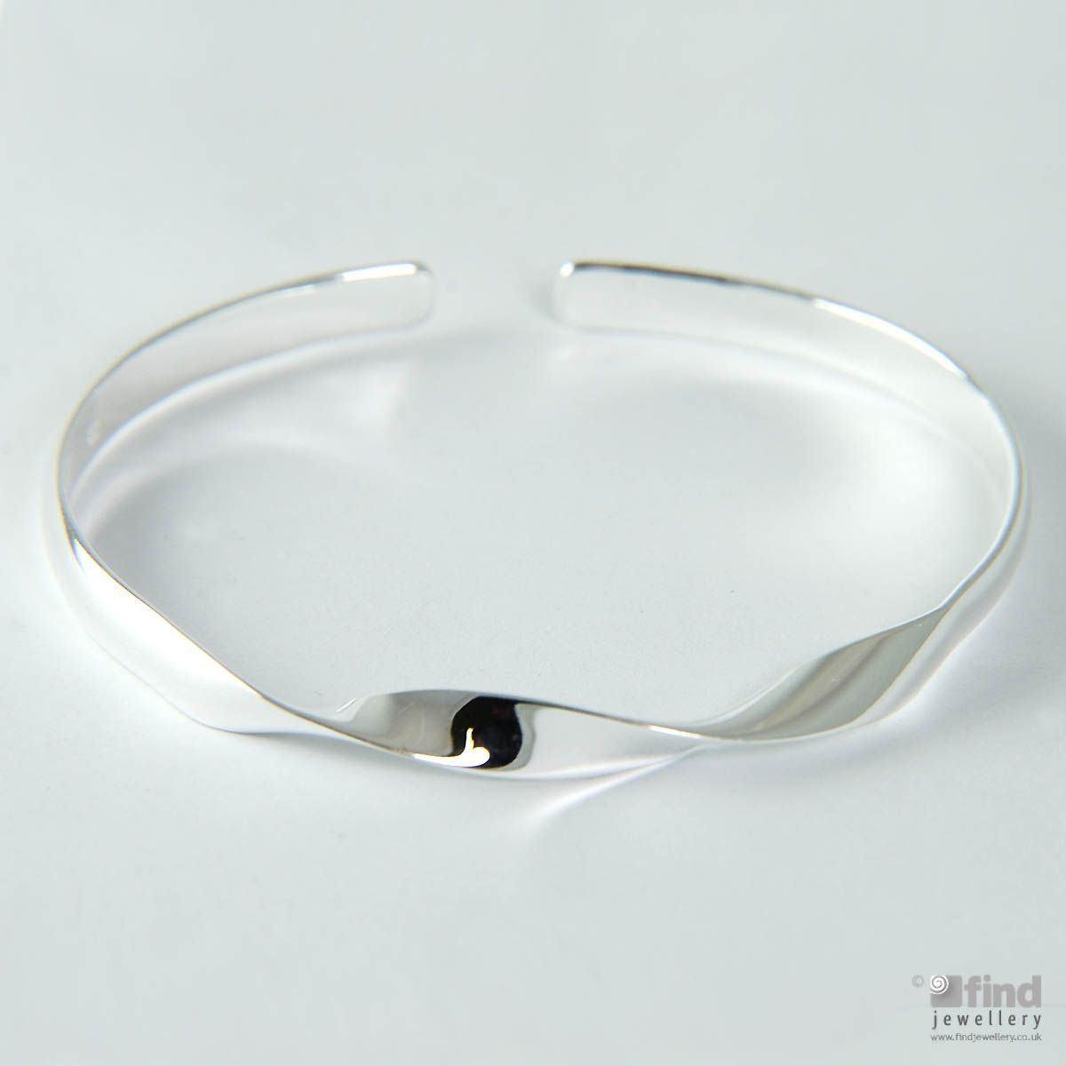 Ladies Sterling Silver Twist Bangle