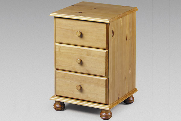 Bedworld Discount Pickwick - 3 Drawer Bedside Table