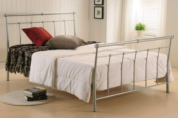 Venice Metal Bedframe Double 135cm