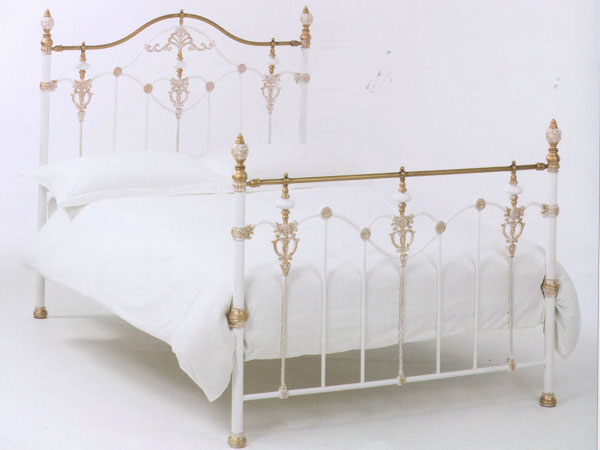 Bentley Designs Eleanor  Metal Bed Frame Kingsize 150cm