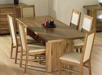 Tetro Dining Set in Acacia