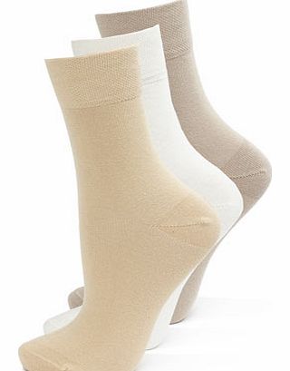 Natural 3 Pack Premium Comfort Grip Socks,