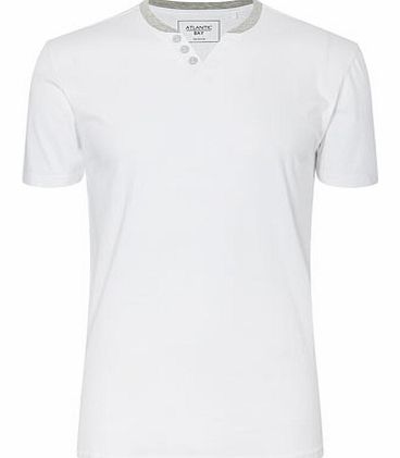 White Contrast Notch Neck, White BR52A02AWHT