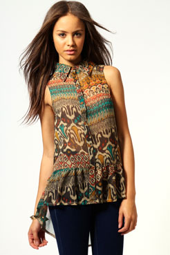 boohoo Amber Bright Geometric Print Peplum Blouse Female