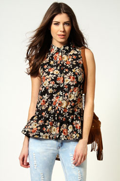 boohoo Amelia All Over Floral Peplum Blouse Female