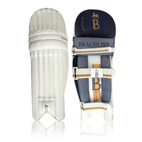 Sterling SE RH Batting Pads.