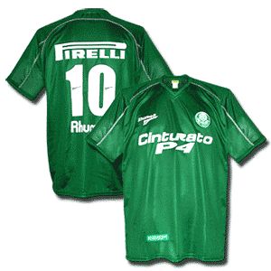 Rhumell Palmerias home 2002