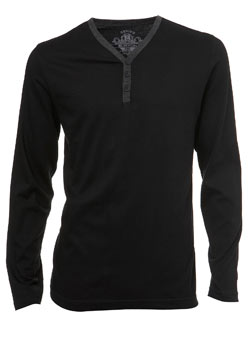 Black Contrast Y Neck