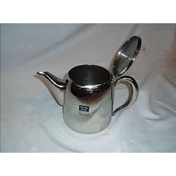 Casa Tall Teapot