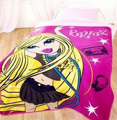 Characterland Bratz Chloe Childrens Fleece Blanket -125cm x 150cm - Soft Warm and Washable Single Bedding Fleece - Great Gift Idea