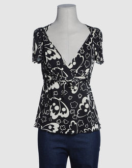 TOP WEAR Short sleeve t-shirts WOMEN on YOOX.COM