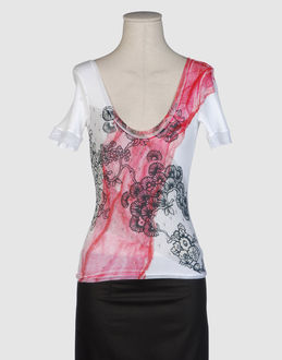 TOP WEAR Short sleeve t-shirts WOMEN on YOOX.COM