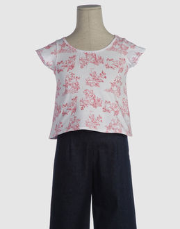 TOP WEAR Short sleeve t-shirts GIRLS on YOOX.COM