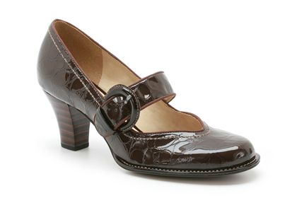 Bombay Luck Brown Interest