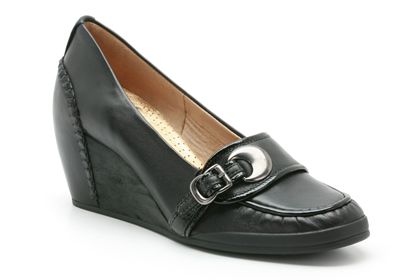 Glinting Light Black Leather