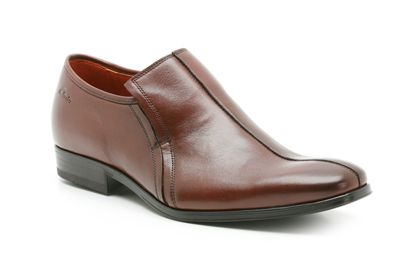 Clarks Grand Ridge Brown Leather