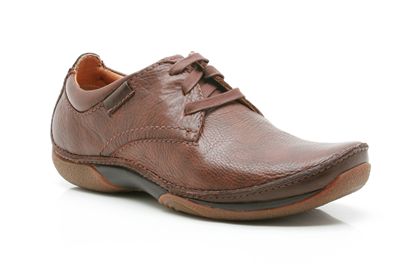 Clarks Morse Action Chestnut Leather
