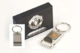 Coombe Shopping Manchester United F.C. Official Crest Key ring Bottle Opener