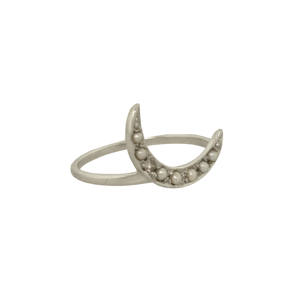 Moon Ring - Pearl