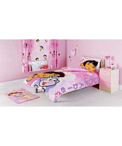 Dora the Explorer Flower Duvet Cover and Pillowcase Set