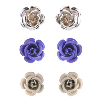 Dinky flower stud set