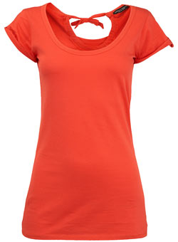 Tomato keyhole back crew top