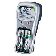 Energizer 1700 mAh Ni-Mh Charger with 4 AA