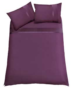 Everyday Cassis Percale Embellished Duvet Set -