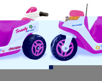 FAMOSA Scooty Deluxe Girl