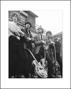 FamousRetail Rolling Stones unsigned 10x8and#39;and39; photo