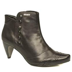 Firetrap Female Chelom Leather Upper in Black