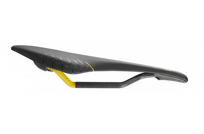 Tundra 2 00 Carbon Braided Saddle