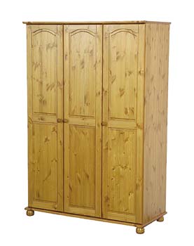 Furniture123 Cornwall 3 Door Wardrobe