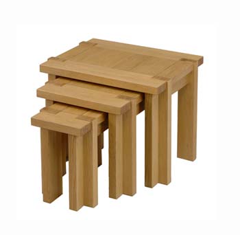 Nexo Light Oak Nest of Tables