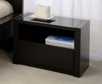 Penka Bedside Table