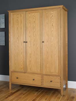 Stafford Oak Triple Wardrobe - FREE NEXT DAY